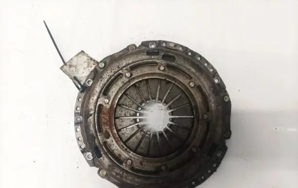 Volkswagen PASSAT B6 Pressure plate 