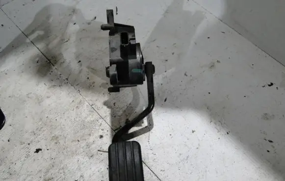 Renault Scenic II - Grand scenic II Accelerator throttle pedal 8200159647