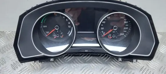 Volkswagen PASSAT B8 Speedometer (instrument cluster) 3G0920754B 3G1858366A