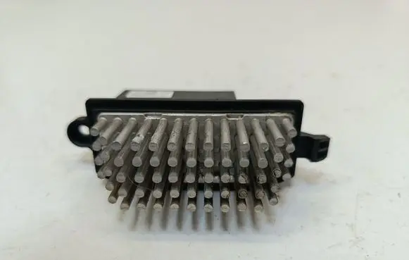 Nissan Qashqai Heater blower motor/fan resistor 2776100A26 9407180
