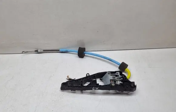 BMW 2 F46 Rear door exterior handle/bracket 7401209