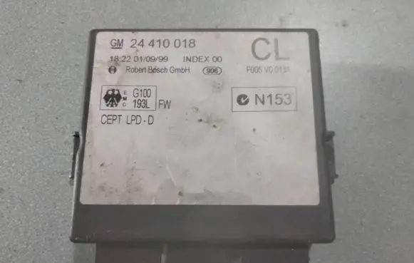 Opel Zafira A Comfort/convenience module 24410018 F005V00131
