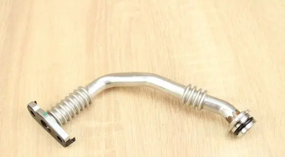 Audi A6 S6 C7 4G EGR valve line/pipe/hose 04L145736E
