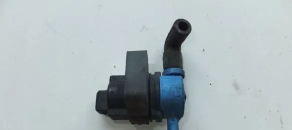 Mercedes-Benz CLK A209 C209 Vacuum valve A000470393