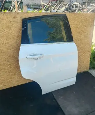 Ford C-MAX II Rear door 