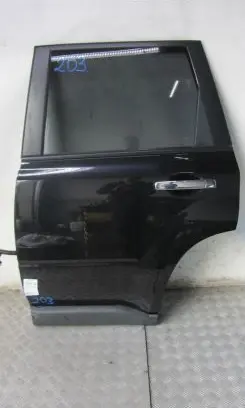 Nissan X-Trail T31 Rear door