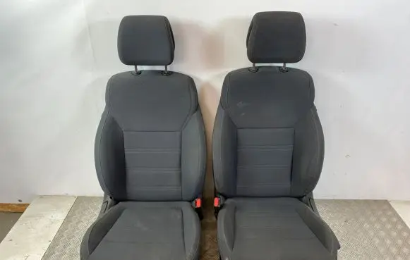 KIA Sorento Seat set 
