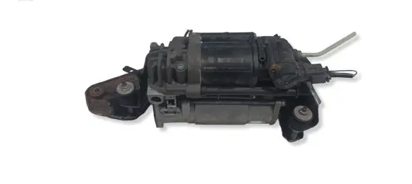 Mercedes-Benz E W212 Air suspension compressor/pump A2123200404