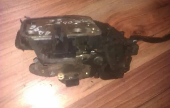 Mazda Xedos 6 Rear door lock