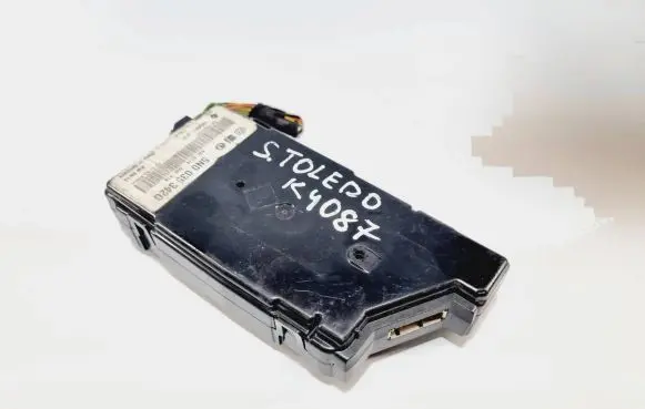 Seat Toledo IV (NH) Head unit multimedia control 5N0035342G