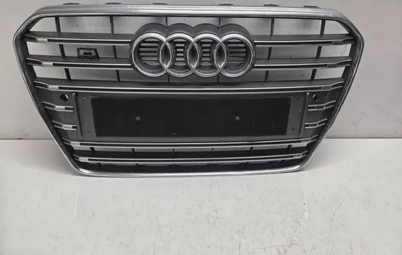 Audi S5 Front bumper upper radiator grill 8T0853651M 8T0853651N