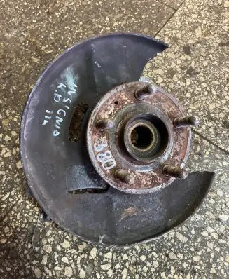 Opel Insignia A Front wheel hub