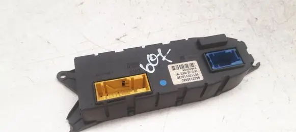 Peugeot 607 Seat control module 9633120680 34830006