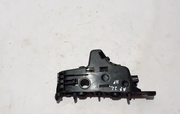 Front bumper mounting bracket