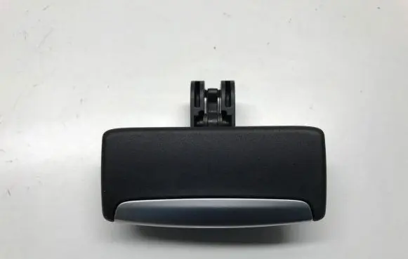 Ford Mondeo MK IV Glove box handle 