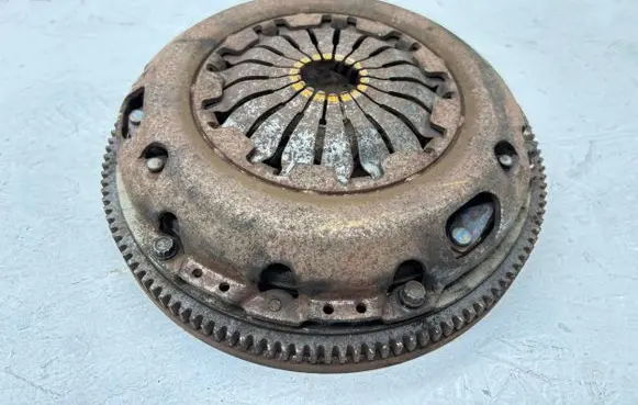 Volkswagen Jetta V Clutch set kit 030105271D