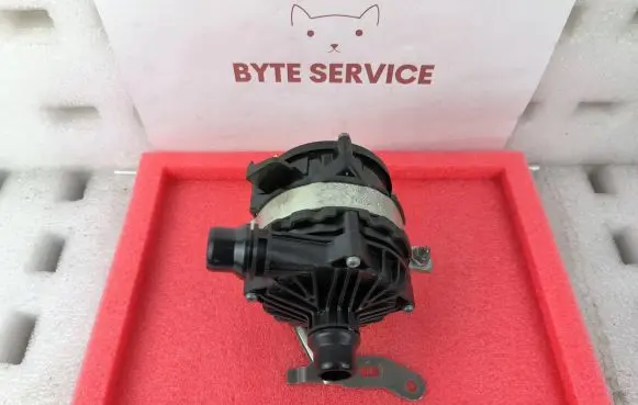 Mercedes-Benz AMG GT 4 x290 w290 Electric auxiliary coolant/water pump A0005009000