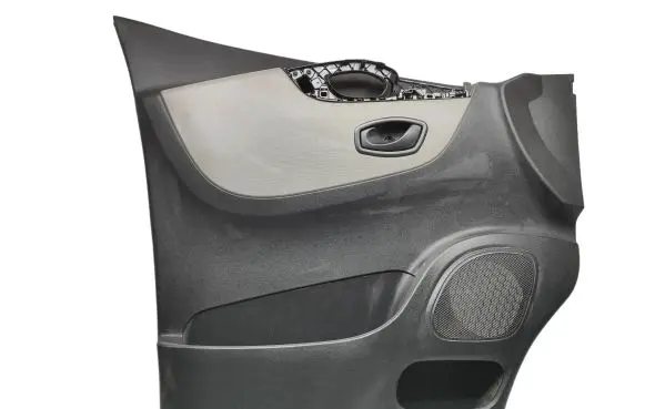 Renault Trafic III (X82) Front door card panel trim
