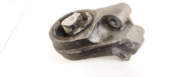 Opel Antara Engine mount bracket X01187