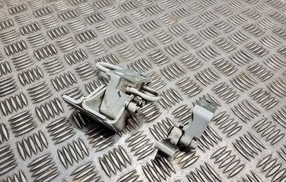Front door hinge set