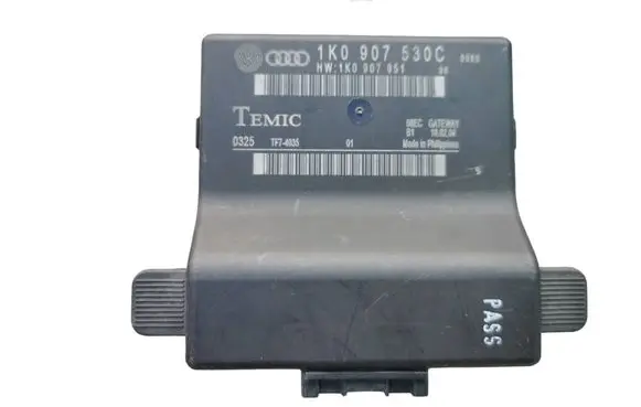Volkswagen Golf V Gateway control module 1K0907530C 1K0907951