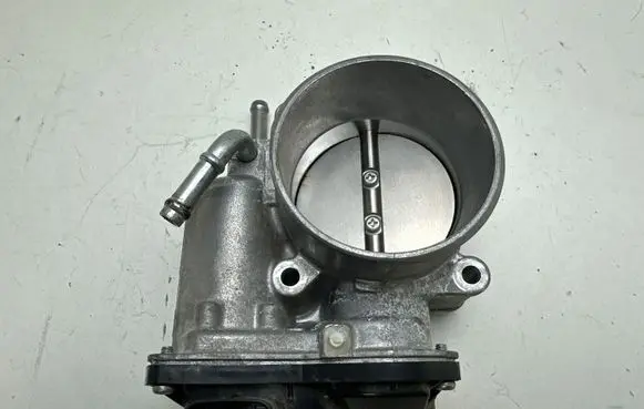 Subaru Outback (BT) Throttle valve 6G252120
