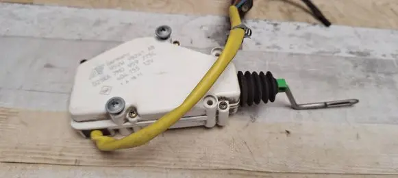 Ford Galaxy Central locking motor 7M0959775C 95VW9B241AB 404155