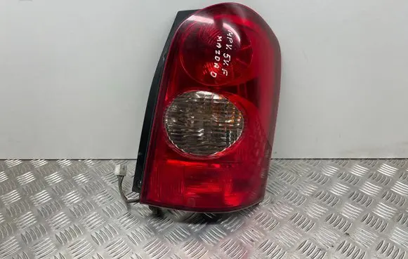 Mazda MPV II LW Rear/tail lights 