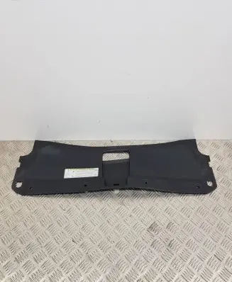 Audi Q3 8U Top upper radiator support slam panel 8U0807081B 116225