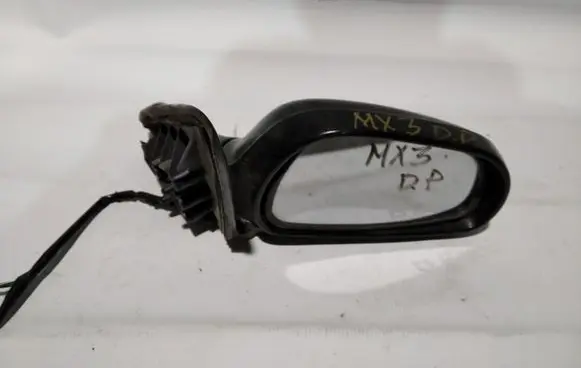 Mazda MX-3 Front door electric wing mirror E13010519