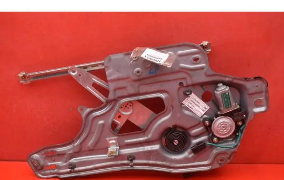 Hyundai Santa Fe Front door window regulator with motor 8247026050