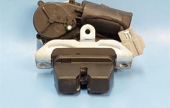 Ford Explorer Tailgate lock latch FA1A-N442A66-BF