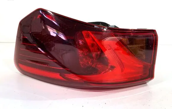 Toyota Avensis T270 Rear/tail lights