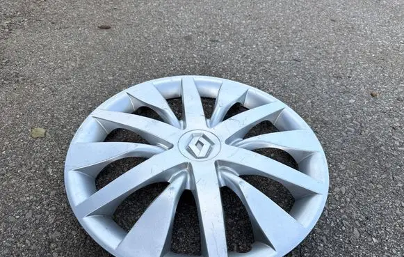 Renault Trafic III (X82) R16 wheel hub/cap/trim 403150013R