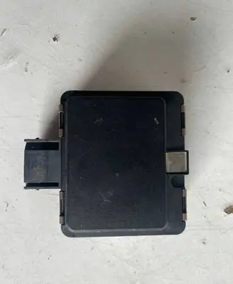 Volkswagen Golf VII Distronic sensor radar 5Q0907572K 1D0907561K 0203301597