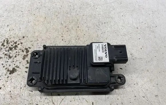 Volvo V70 Distronic sensor radar 31400419 G2611 28085610