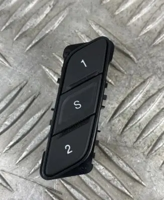 Jeep Grand Cherokee WL Seat memory switch 68310848AC