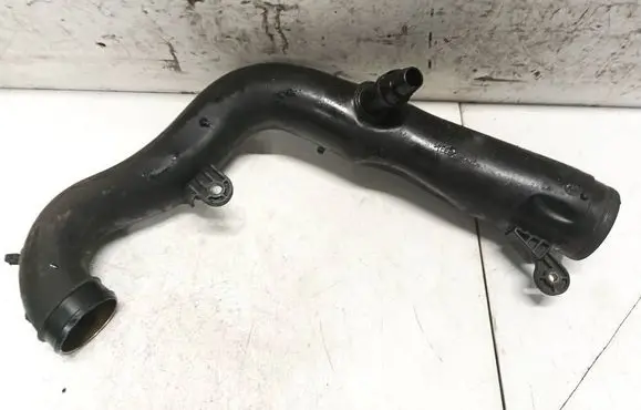 Volkswagen PASSAT B6 Intercooler hose/pipe 1k0129654k 446143602