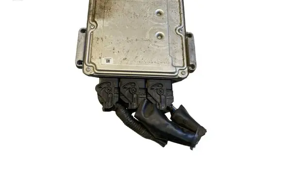 Nissan X-Trail T31 Engine control unit/module 237103UH7A 0281017187