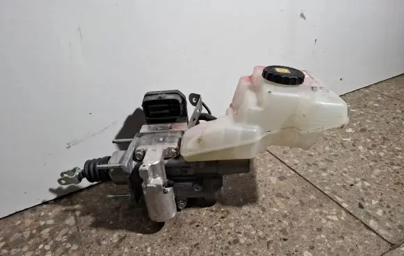 Lexus ES 250 - 300 - 330 ABS Pump 4721033230