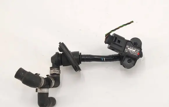 Audi A8 S8 D3 4E Air pressure sensor 036906051C 0261230053