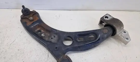 Volkswagen Golf VI Front lower control arm/wishbone 1K0407152BC