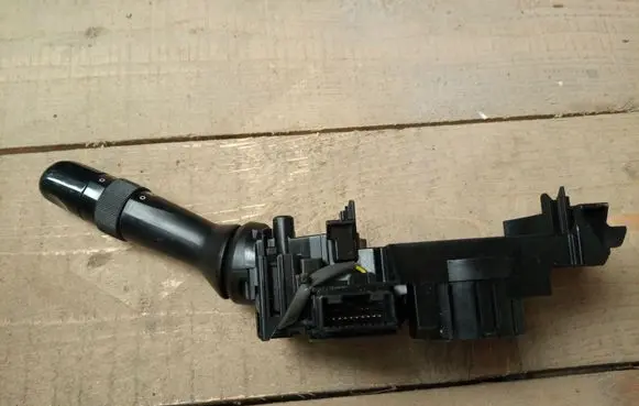 Toyota Verso Indicator stalk 0520017F421