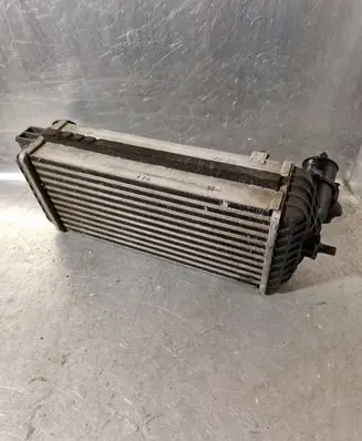 Hyundai i40 Intercooler radiator 232702A800