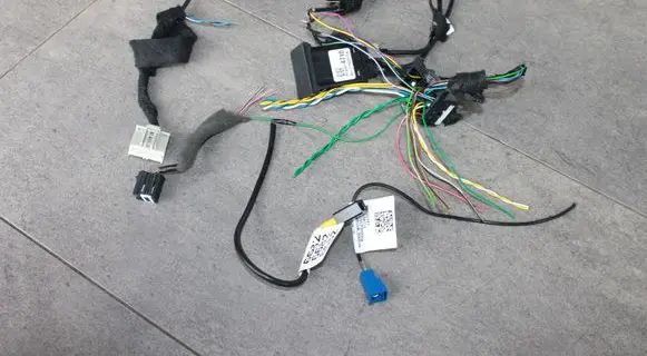 Opel Mokka Sound system wiring loom 20874710 NAVI950 95133347