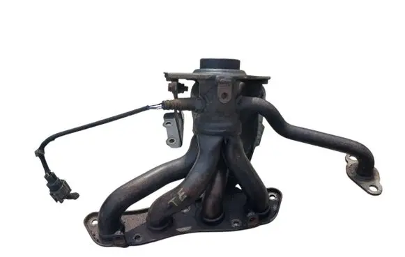 Toyota Auris E180 Exhaust manifold