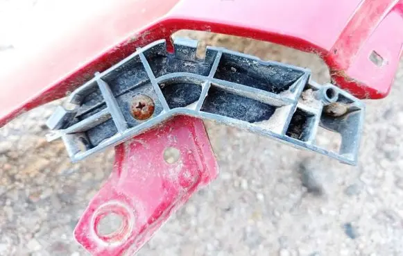 Honda Civic Front bumper mounting bracket