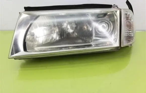 Skoda Octavia Mk1 (1U) Headlight/headlamp 206232