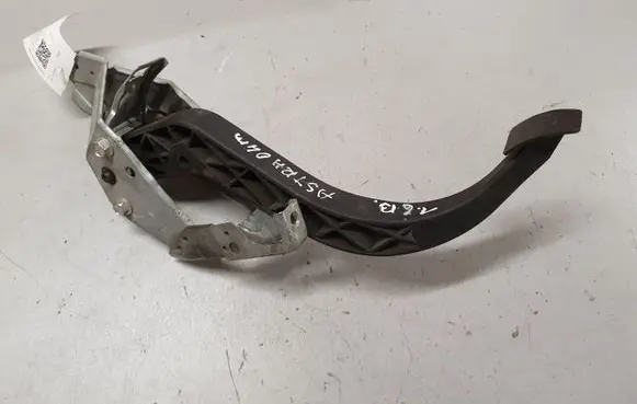 Clutch pedal