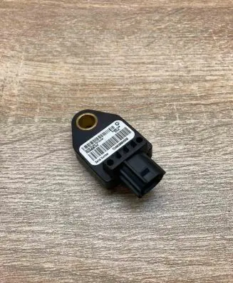 Chrysler Sebring (JS) Airbag deployment crash/impact sensor 04896061AA 39754C